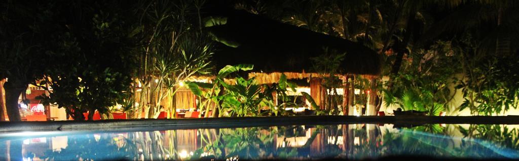 Hotel Que Onda Akumal Esterno foto
